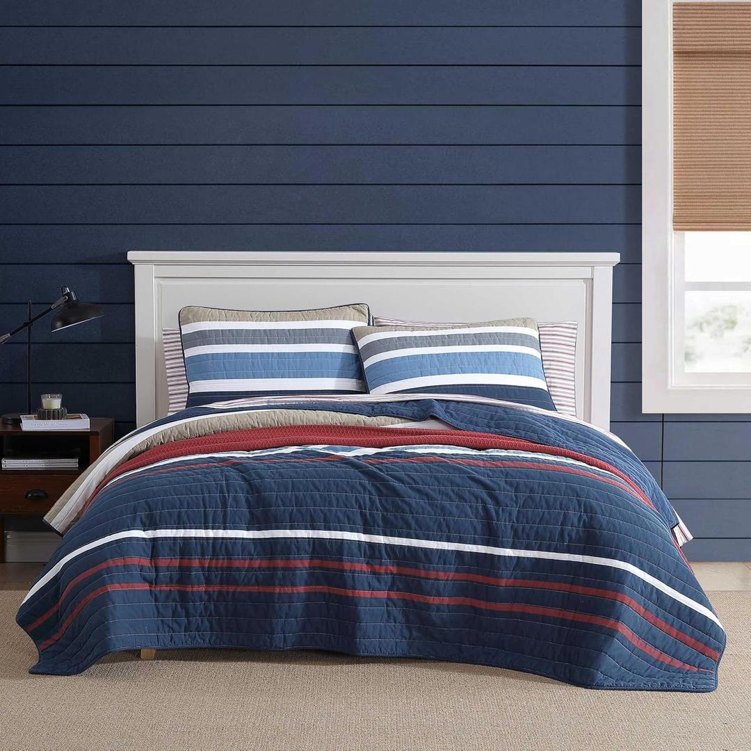 Nautica - Queen Quilt Set, Reversible Cotton Bedding with Matching Shams, Bold & Colorful Home Decor for All Seasons (Bradford Navy Blue, Queen)