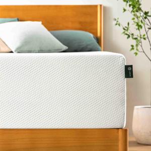 Zinus 14 Inch King Green Tea Memory Foam Mattress, Fiberglass Free, Medium Firm Feel, Zoned Pressure Relief, Certified Safe Foams & Fabric, Mattress in A Box (White)