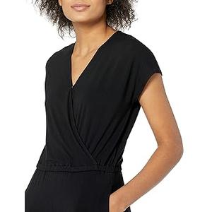 Amazon Essentials L Suite Black