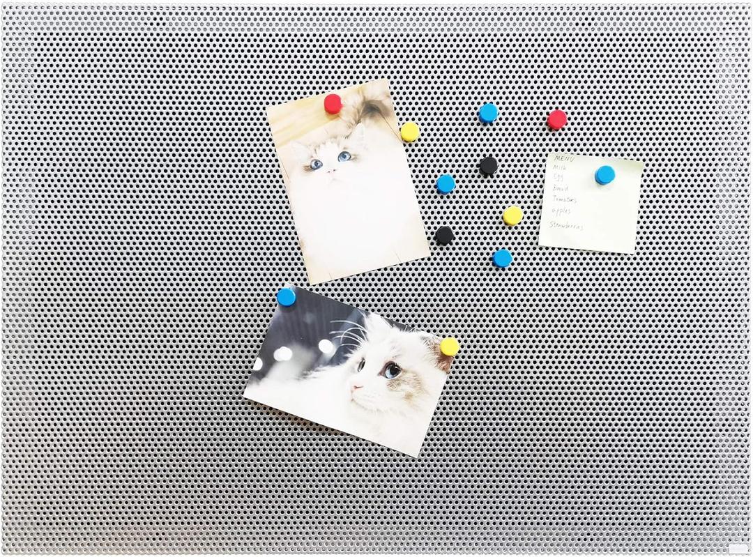 JILoffice Bulletin Board, Magnetic Board 24 x 18 Inch, Great Wall Mounting Board with 40 Magnets, Decorative Board for Photos and Messages (Silver)