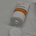 La Roche-Posay Anthelios Clear Skin Sunscreen Dry Touch SPF 60, Oil Free Sunscreen For Face, Oil Absorbing, Broad Spectrum SPF + Antioxidants, Non-Greasy, Oxybenzone Free, Travel Size (3 Fl Oz (Pack of 1))