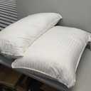 Beckham Hotel Collection Bed Pillows Standard/Queen Size Set of 2 - Original Down Alternative Pillow for Sleeping - Bedding for Back, Stomach or Side Sleepers (Queen / Standard, White)