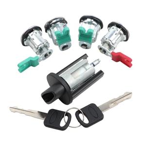 MISIOEK Ignition Switch Lock Cylinder & 4 Chrome Door Lock Cylinder Tumbler Set w/ 2 Key 4 Chips Compatible with 1997-2006 Ford Econoline E-150 E-250 E-350 Vans, Replace 703369 597638 LC6177