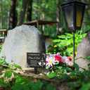 Cross Grave Markers Memorial Remembrance Plaque Stake Waterproof Acrylic Marker for Cemetery Religious Memorial Garden Stake Sympathy Dove Grave Decorations for Cemetery Outdoor Yard