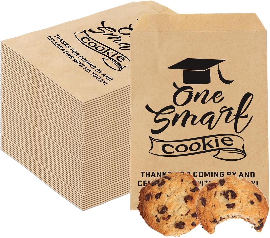 Kolewo4ever 200 Pieces Graduation Candy Cookie Treat Bags One Smart Cookie Kraft Bags Congrats Grad Buffet Paper Bags for Graduation Party Supplies (One Smart Cookie), Inches
