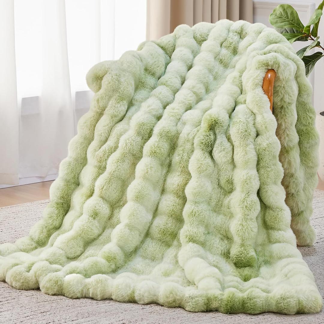 Anysay Faux Fur Throw Blanket, 1000GSM Fluffy Soft Bubble Blanket for Couch Bed, Cozy Plush Warm and Thick Blanket, Fuzzy Rabbit Throw for Living Room Bedroom 80''*90'' Green (Queen)