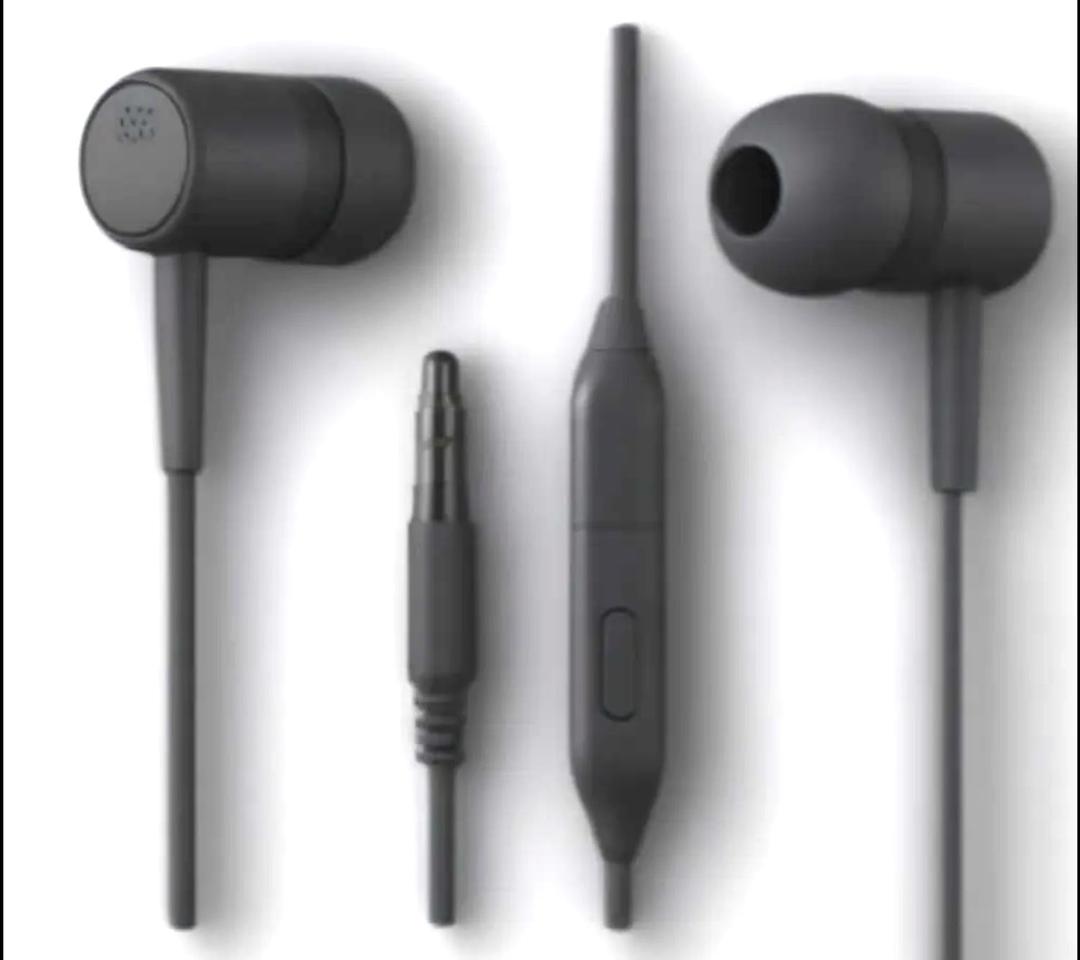 RODIO: Premium Affordable Wired Earphones with Mic - Immerse Yourself in Pure Sound - Made in India (Black)