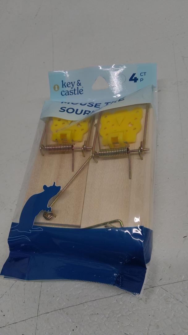 Key & Castle Mouse Traps (Wooden), 4 Traps