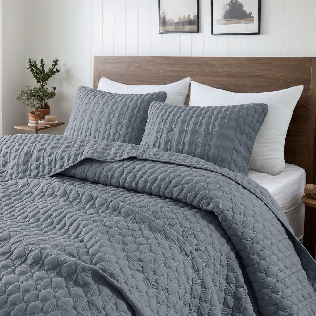 WDCOZY Blue Oversized California Cal King Size Quilt Bedding Sets with 2 Pillow Shams, Lightweight Soft Bedspread Coverlet Bed Cover for All Season, 3 Pieces, 116x106 inches