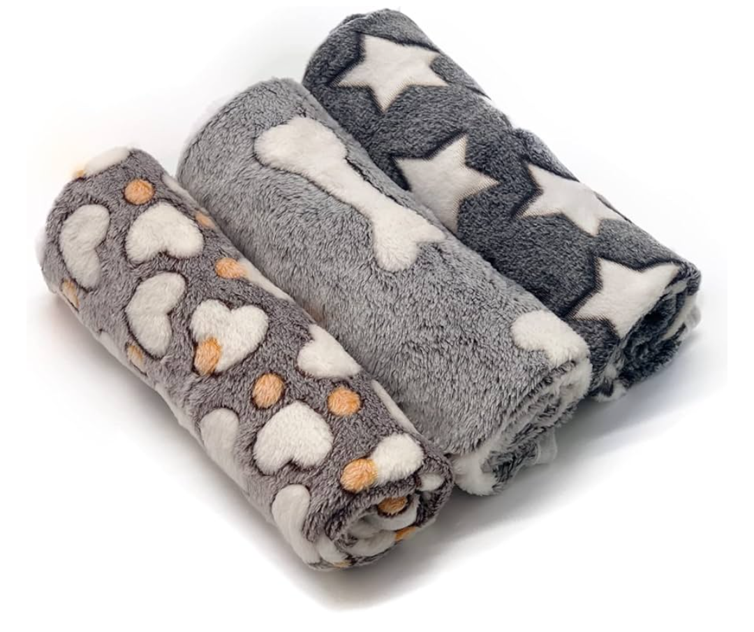 1 Pack 3 Puppy Blankets Super Soft Warm Sleep Mat Grey Cute Print Fluffy Fleece Pet Flannel Throw Dog Blankets for Small Dogs Cats,Star&Bone&Love- Small (23"x15")