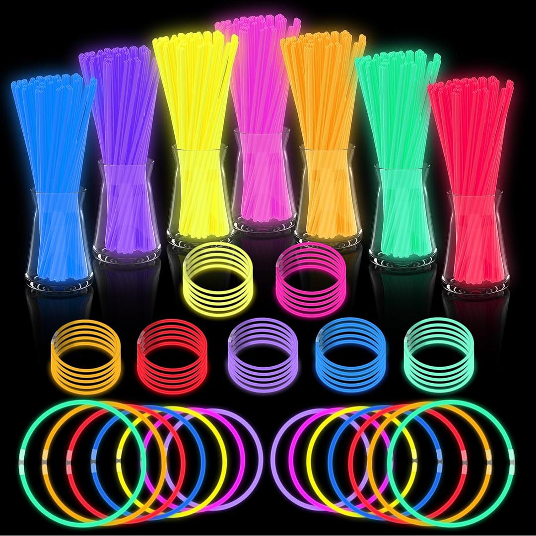 JICUICUI Glow Sticks Bulk Party Pack- Ultra Bright 50pk Glow in the Dark Party Supplies, Neon Party Favors, Glow Sticks Party Supplies Glow Necklaces and Glow Bracelets with Connectors