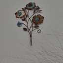 Moxweyeni Tricolor Flower Wall Decor Vintage Metal Wall Art Decor Rustic Hanging Flowers Decorative Metal Floral Art for Home Living Room Bathroom Indoor Outdoor, 15 x 9.1 Inch(1 Piece)