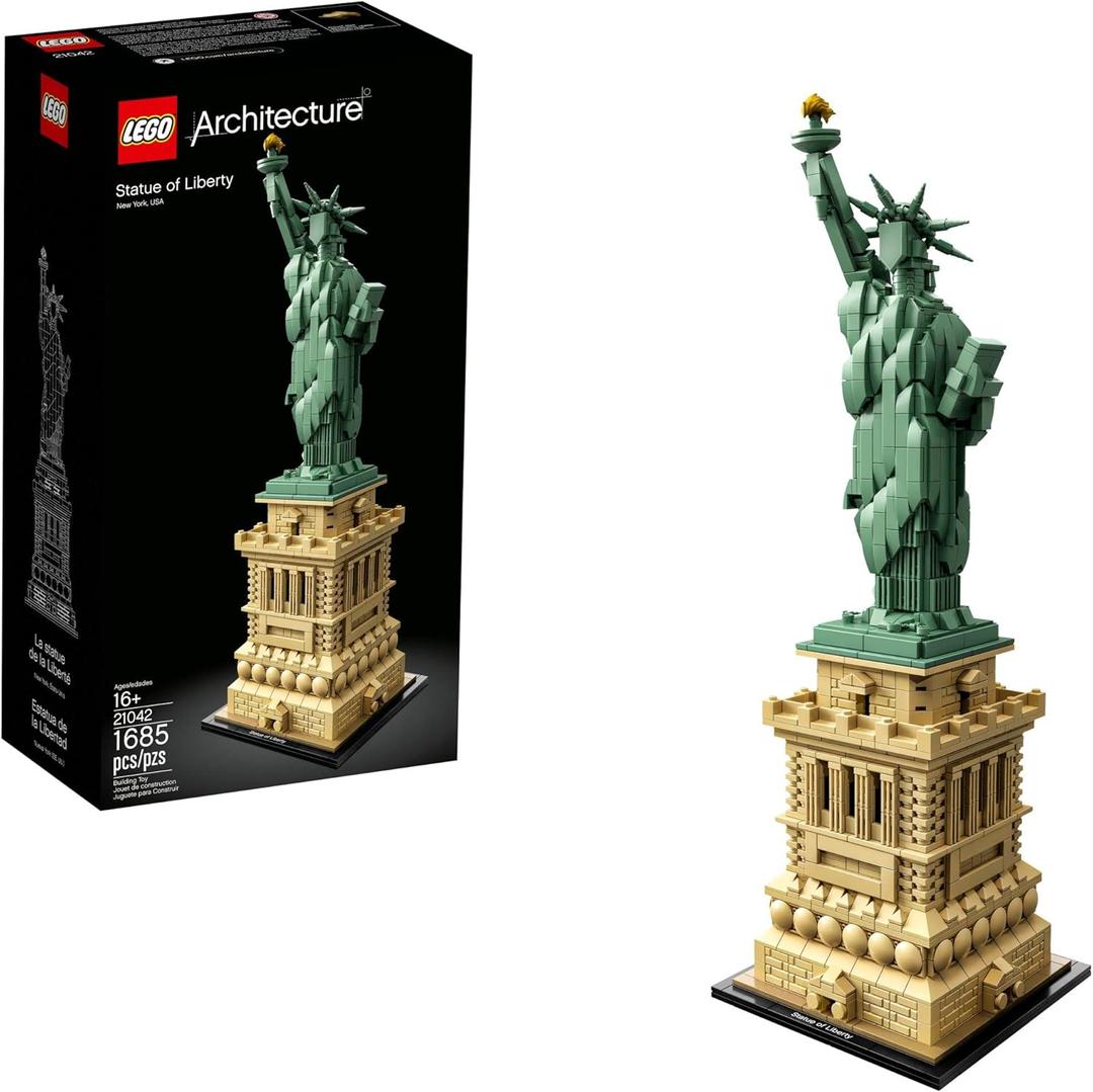LEGO Architecture Statue of Liberty 21042 Model Building Set - Collectible New York City Souvenir, Creative Home Dcor or Office Centerpiece, Great Gift Idea for Adults and Teens