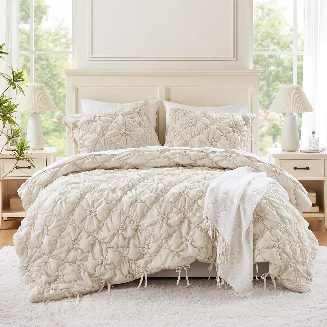 Intelligent Design Queen Comforter Set  Ivory Lily Puffy Floral Shabby Chic Boho Bedding Comforter Set, Pinch Pleat Bedding Sets, Ultra-Soft, Lightweight & All-Season, Full/Queen