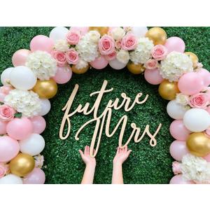 Future Mrs Wooden Wedding Sign - Engagement party, premarital bachelor party,Bridal Shower Decor, Engagement Party Decoration,Rustic Wood Sign for Bride, Wedding Wall Art theme party photo booth
