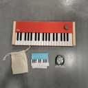 Loog digital piano - portable keyboard for beginners with musician grade sound, MIDI over USB-C rechargeable musical educational instrument