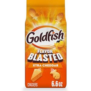 Goldfish Flavor Blasted Xtra Cheddar Cheese Crackers, Baked Snack Crackers, 6.6 oz Bag (BBD 01/18/26)