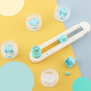 Circle Cutter, Adjustable Any Size 2-20CM DIY Circle Paper Cutter with 4PCS Replacement Blades for Crafts, Come with Bottom Blade Guard, Easy Operation and Smooth Cutting (Green)