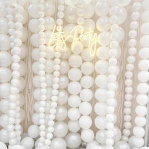 Meanplan 100 Pcs Link Balloon Quick Linking Latex Connected Balloons Linkable for Easter Wedding Independence Day Birthday Party Decoration(10 Inch,White)