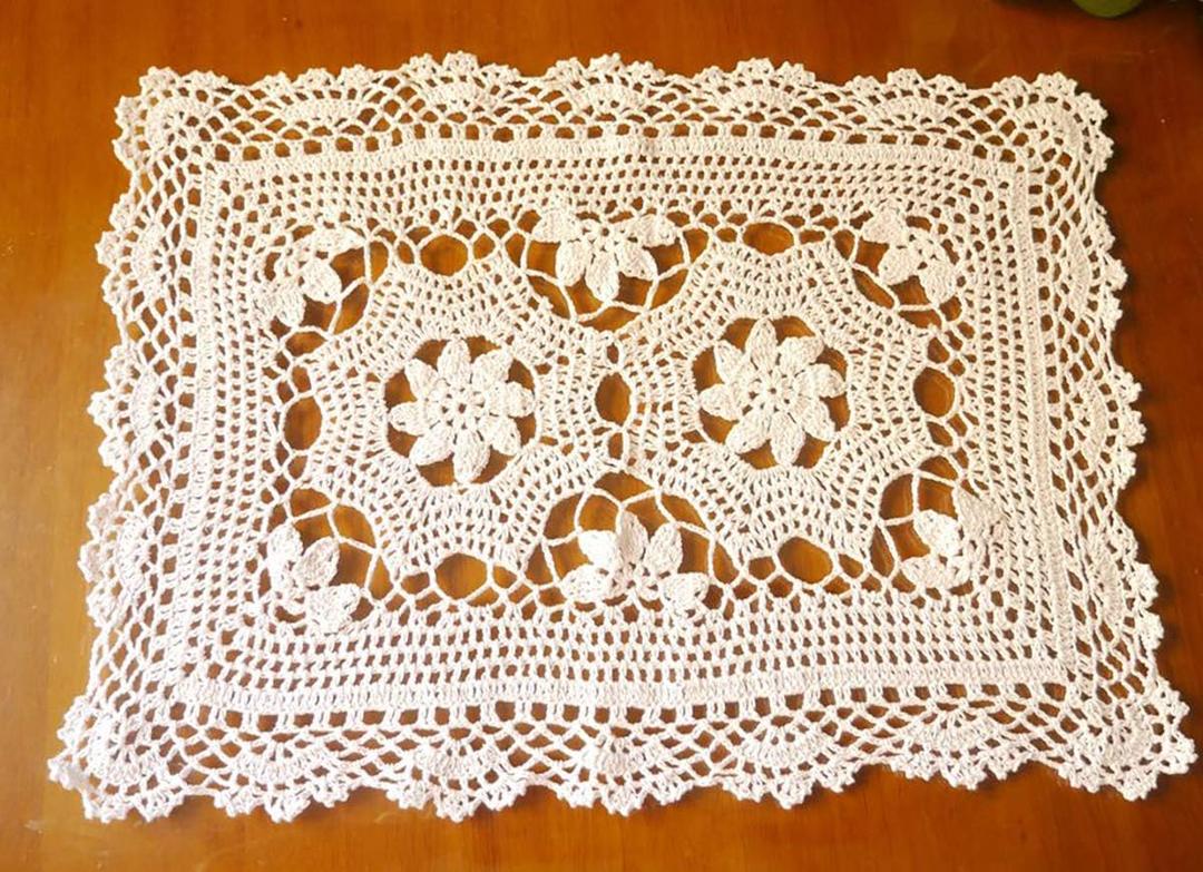Hetao 16X23 100% Cotton Handmade Crochet lace Table Runners Oblong Tablecloth Doilies Doily,Beige