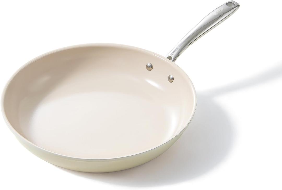 Redchef Nonstick Frying Pan Skillet, Ceramic Non-Stick Saute Pans, 11 inch Cooking Fry Pan with Stay Cool Handle, All Stovetops (Gas, Electric & Induction), Dishwasher/Oven Safe, PFAS-Free, Non Toxic (Beige White)