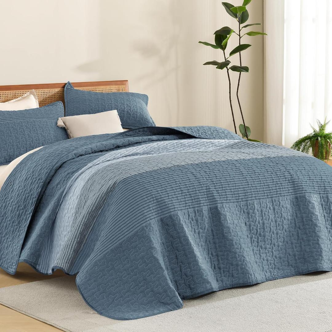 Litanika Quilt King Size Blue Linen, Stripe Patchwork Summer Bedspread Coverlet 3 Pieces, Soft Lightweight Microfiber Quilted Bedding Set for All Season(1 Quilt, 2 Pillowcases)