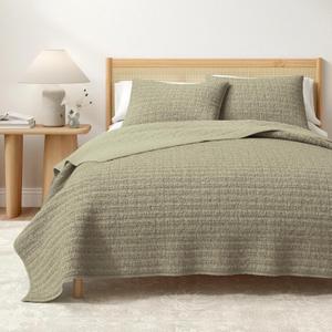 Great Bay Home Full/Queen Size Green 100% Cotton Honeycomb Waffle Quilt and Sham Set - Garment Washed, Waffle Weave Like Texture, Lightweight 3-Piece Bedding Set (Eucalyptus Green)