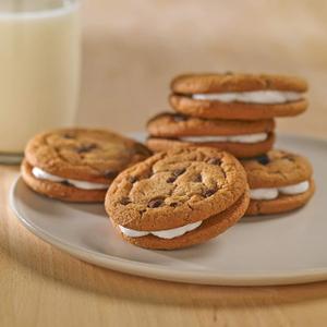 4 x Little Debbie Chocolate Chip Creme Pies, 8 Individually Wrapped Sandwich Cookies, 10.63 OZ Box (EXP 02/12/26)