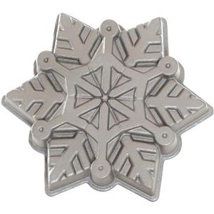 Nordic Ware Snowflake Pan