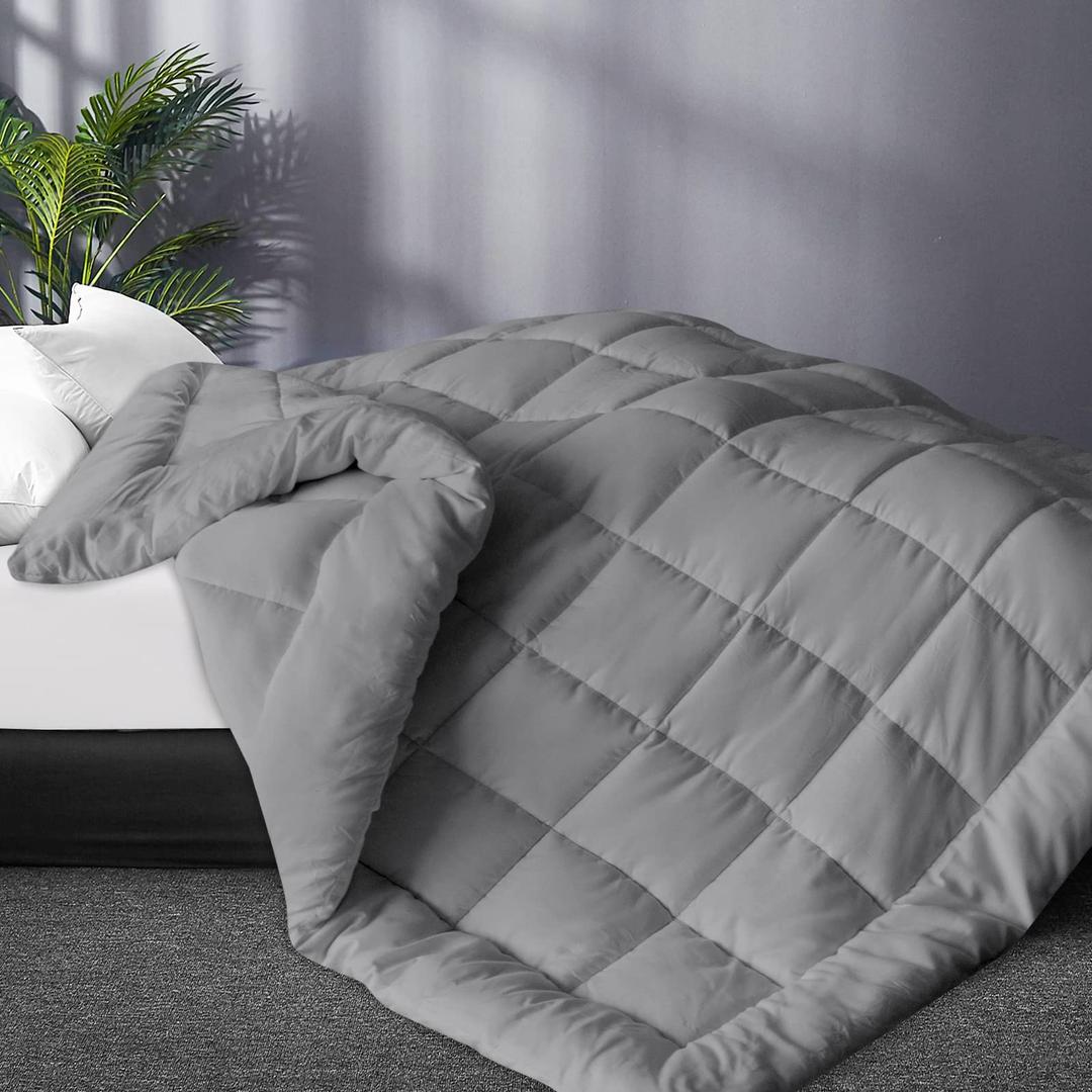 Down Alternative Comforter Queen Size Gray, Duvet Insert Queen 88" x 88"
Queen Bed Quilted Comforter with Corner Tab, Warm, Lightweight, All Season, Plush Siliconized Fiber Filling - Box Stitched