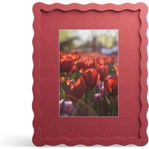 8x10 Picture Frame with Mat for 5x7, Wavy Edge Wooden Real Glass Photo Frame for Tabletop and Wall Hanging, Red, 1 Pack