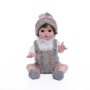 Cloveray Reborn Baby Doll, 18-Inch Realistic Newborn Baby Doll with Hand-Rooted Hair and Cute Sweater, Full-Body Vinyl Baby Dolls for 3+ Ages, Gifts, Collect