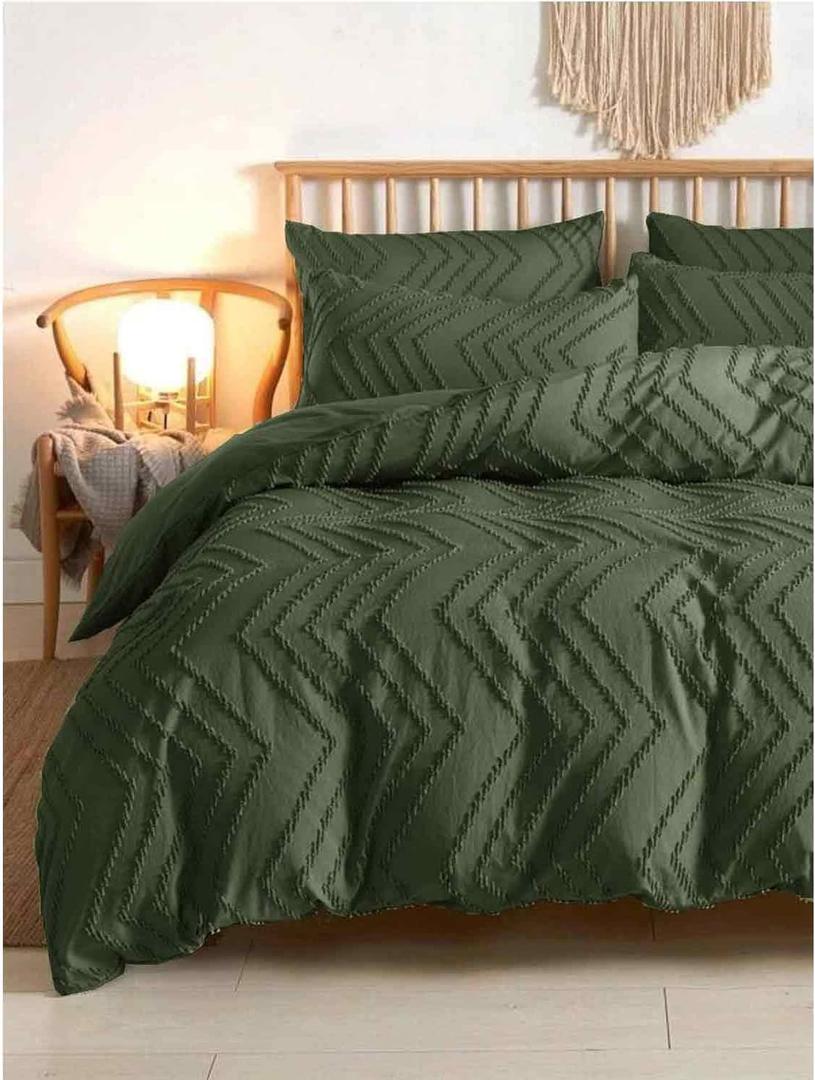 Nanko Olive Green Duvet Cover Queen Size, 3pc Boho Tufted Microfiber Bedding Comforter Cover Set, All Season Aesthetic Shabby Chic Soft Embroidery Textured Geometric Quilt Cover (90x90)