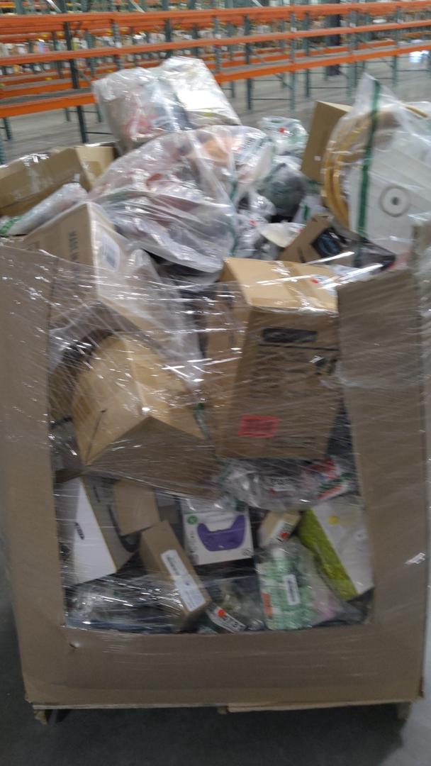 Pallet of Salvage Items 