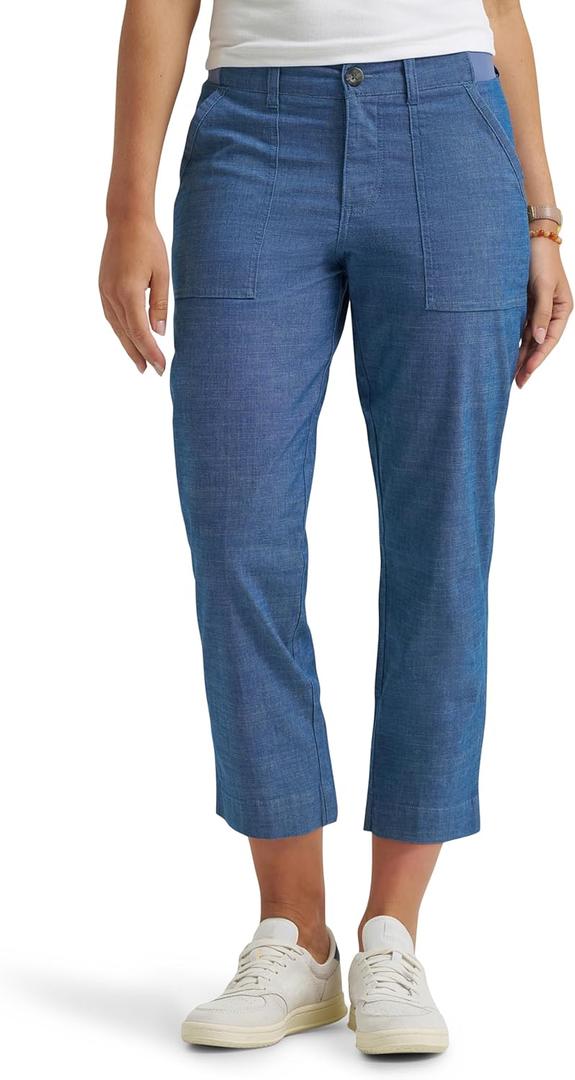 Lee Women's Ultra Lux Comfort with Flex-to-go Utility Capri Pant, 8