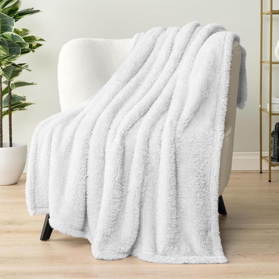 PAVILIA Sherpa Throw Blanket for Couch Sofa, White Fluffy Warm Plush Blanket for Bed, Cozy Super Soft Lightweight Throw, Fuzzy Decorative Blanket, All Season Home, 50x60