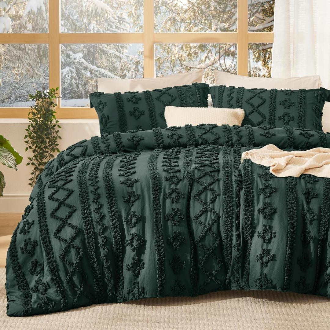 Bedsure Tufted Boho Comforter Set King Size - Dark Green Boho Bed Set, GentleSoft 3 Pieces Farmhouse-Style Embroidery Bedding, Gifts for Woman, Soft Jacquard King Comforter for All Seasons