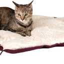 Armarkat 2-in-1 Cat Pet Bed & Fleece Cat Mat, Burgundy/Ivory, 16" L x 16" W x 6" H (C06HJH/MB)