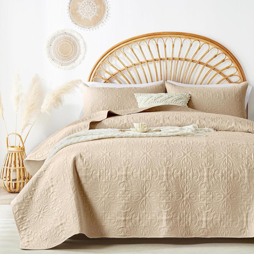 akkialla Beige Full Queen Quilt Bedding Set for All Seasons,Lightweight Bedspread Queen Size,Modern Style Soft Microfiber Elegant Floral Design Coverlet Set(1 Quilt,2 Pillow Shams)