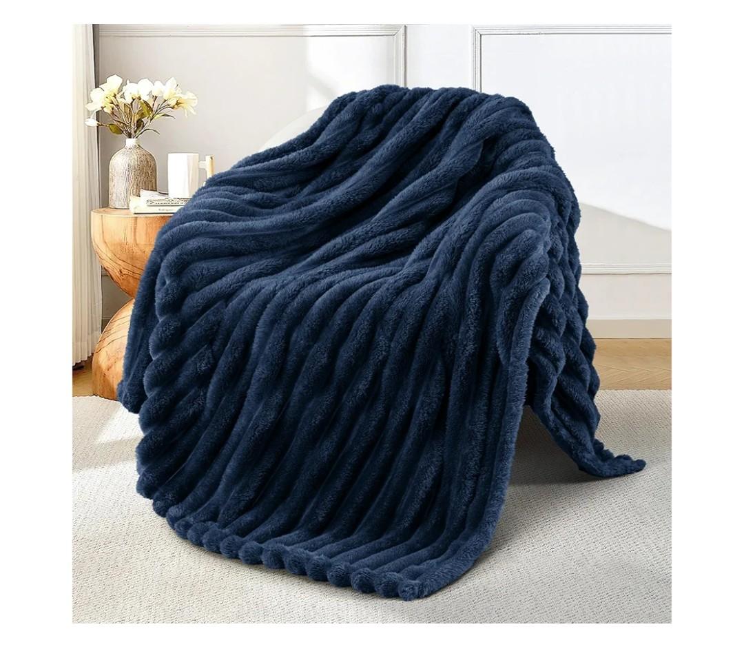Exclusivo Mezcla Fleece Throw Blanket for Couch, Super Soft Striped Jacquard Bed Blanket, Lightweight Fuzzy Cozy for All Seasons, 50x60 Inches, Navy Blue