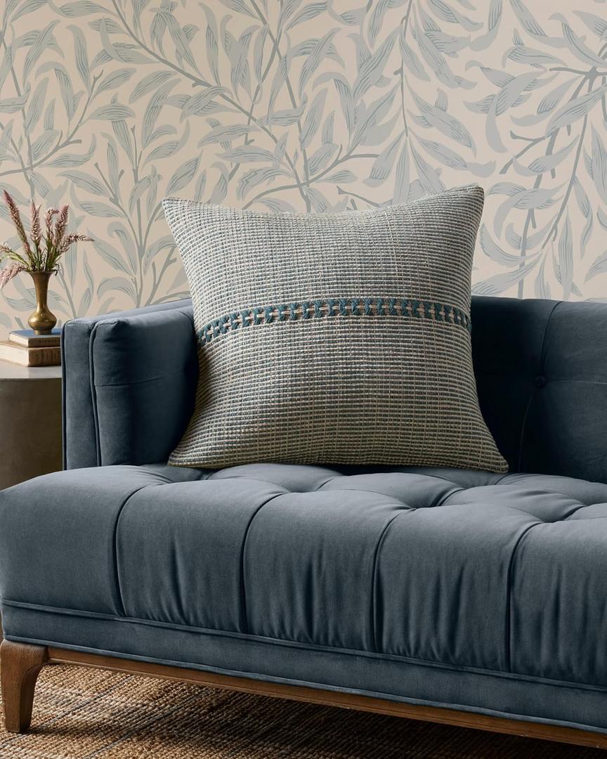 Loloi Chris Loves Julia Harvey Collection PCJ0018 Blue/Natural 22'' x 22'' Cover w/Poly Pillow