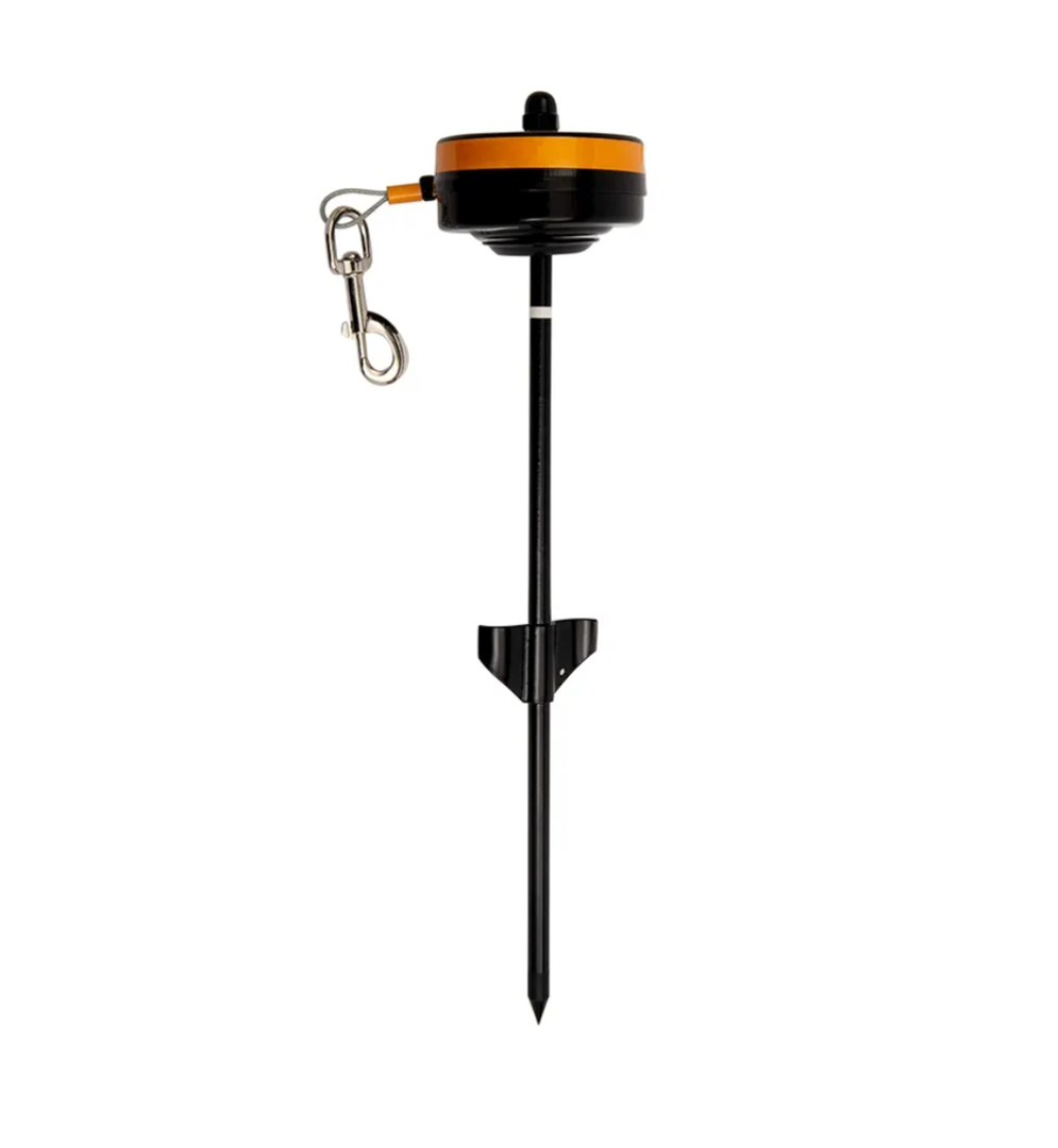Lixit Bracket Mount and Stake Retractable Leash Tie Outs for Dogs (Stake, Small)