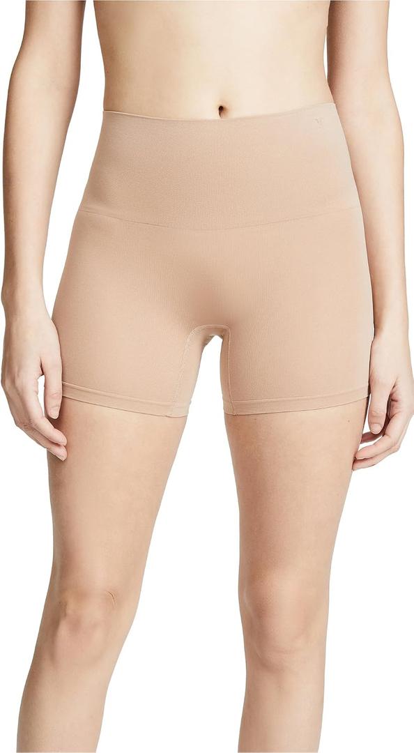Ultralight Seamless Shapewear Short (Beige, M)