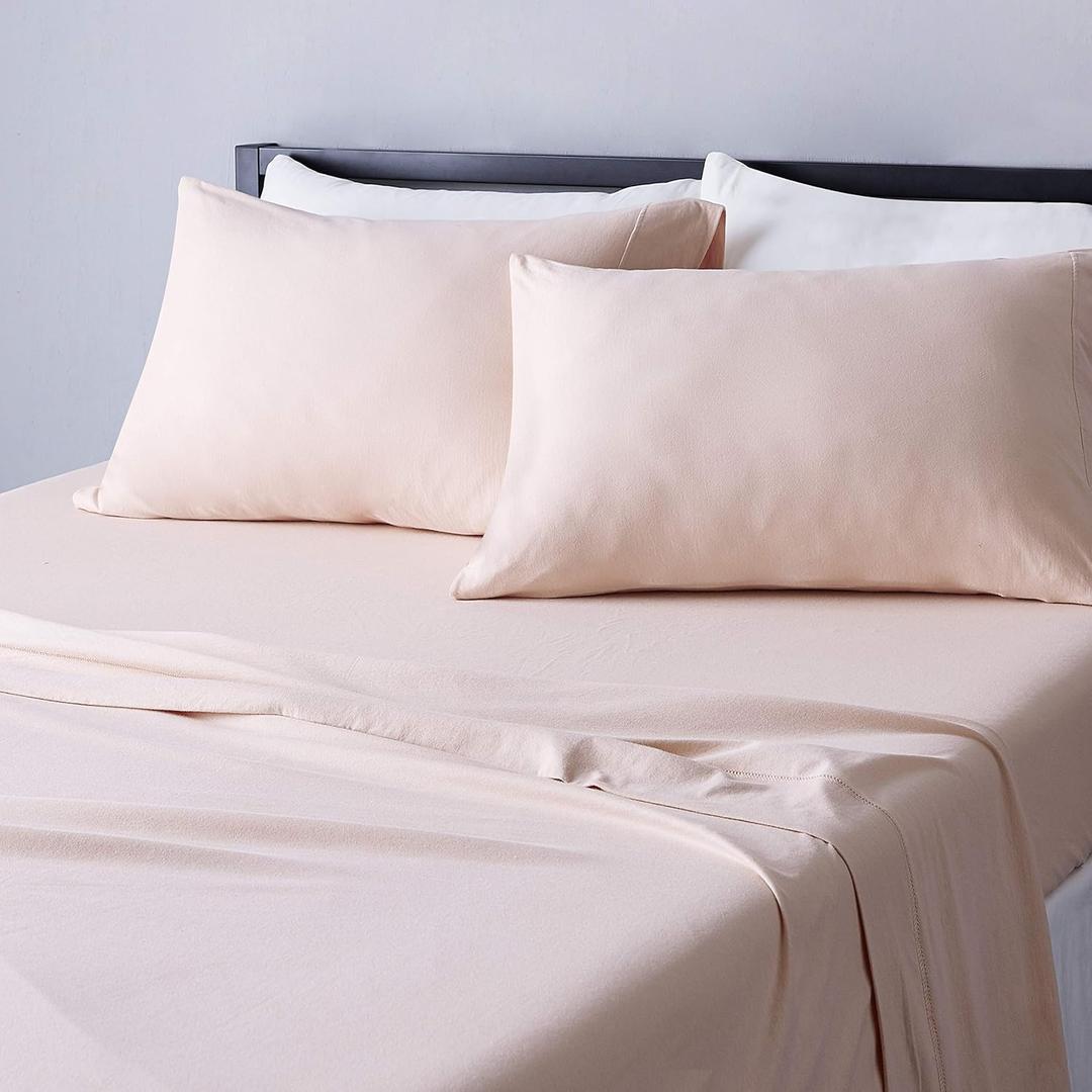 Amazon Basics 4 Piece Bed Sheet Set, 100% Cotton Jersey, Includes Super Soft, Flat and Fitted Sheets, Pillowcase, Full, Blush, Solid