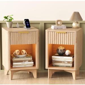 Fluted Nightstand Set of 2, Wooden Night Stand with Charging Station and LED Light, Modern Mid Century End Table with Drawer, Bedside Table for Bedroom, Natural Oak