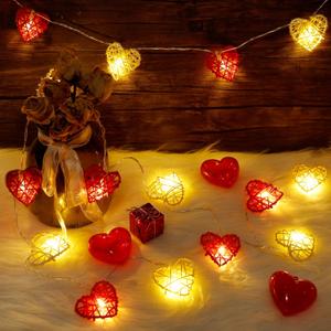 Happy Trees Valentine String Lights, 10 FT 20 LED Heart Shape String Light, Fairy Lights Battery Operated Timer, Valentines Garland Valentine Decor for Indoor Outdoor Wedding Anniversary Holiday Party (Red & White)