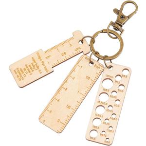 BENECREAT 3Pcs Mini Wooden Gauge Keychains, Knitting Needle Gauge, Yarn Wrap Guide Board, Multifunctional Ruler with Alloy Clasp for Crochet DIY Sewing