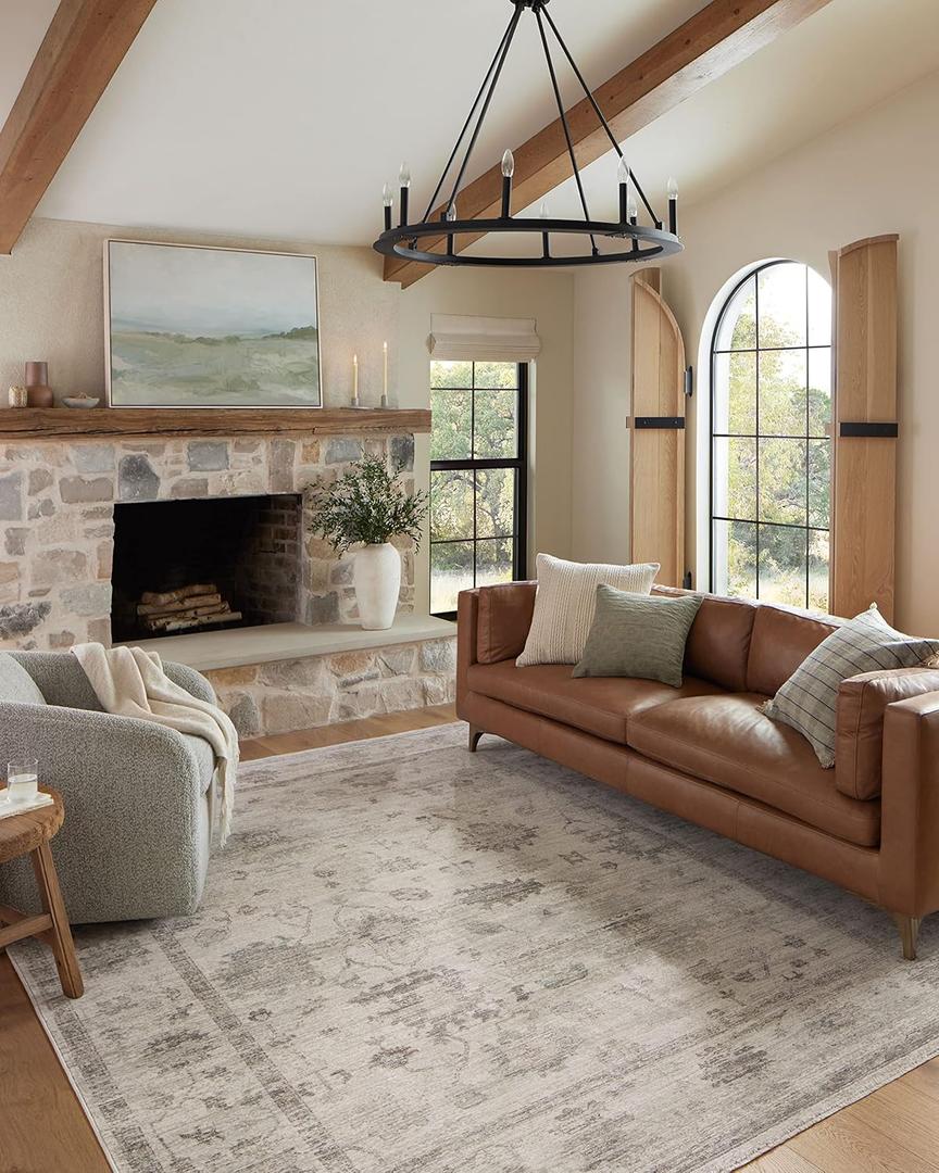 Loloi Magnolia Home by Joanna Gaines Millie Collection MIE-01 Silver/Dove 2'-7" x 8'-0", .25" Pile Height, Runner Rug