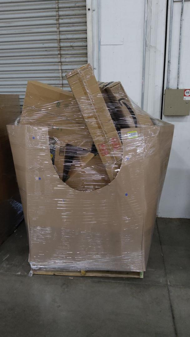 Pallet of Salvage items