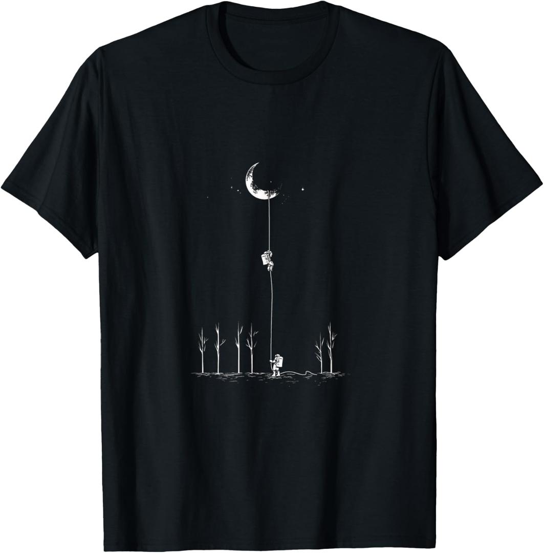 Astronaut on the Moon for Space Lovers T-Shirt, L